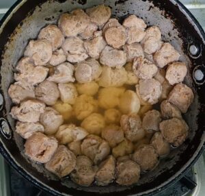 Boiled soya chunks